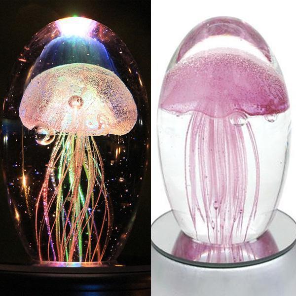 Color Changing Jellyfish Nightlight (Various Colors)