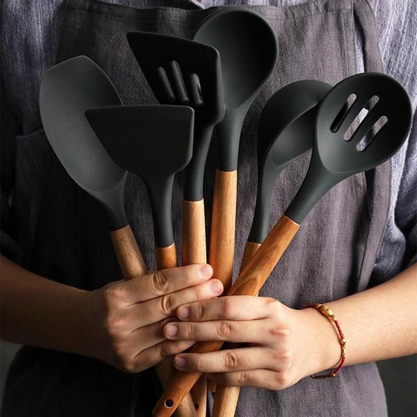 Rustic Black Kitchen Utensils with Wooden Handles (Set of 9)