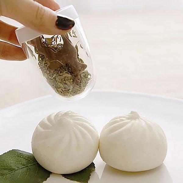 Animal Seasoning Shakers